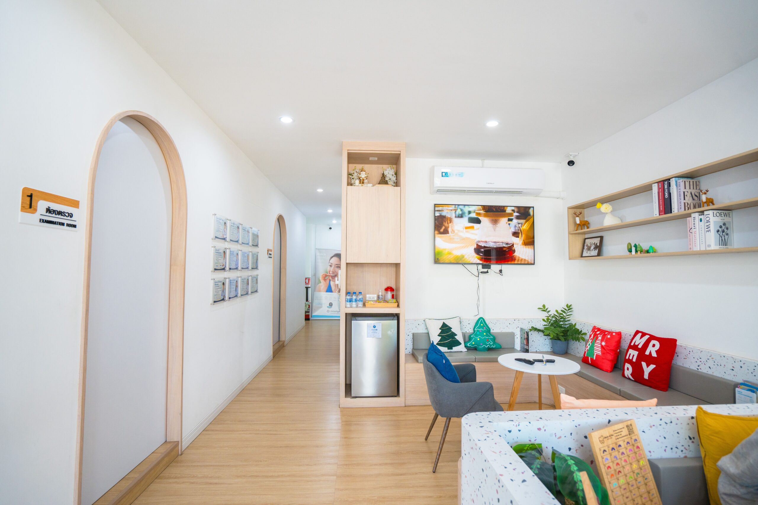บรรยากาศภายในคลินิก House of Fun Dental Clinic พิษณุโลก